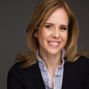 Nutritionist Dr. Mihaela Bilic: „We don’t need to eat every day; the only things we need are water and joy”